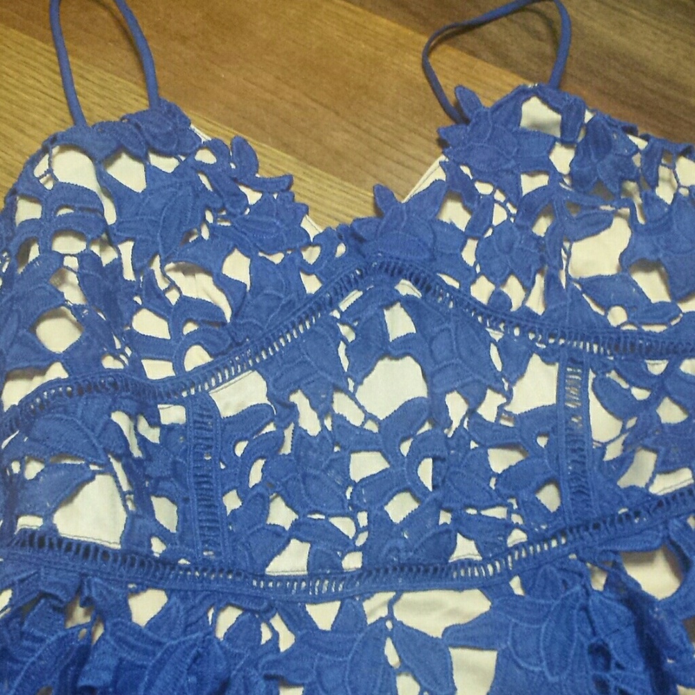 !!LAST ONE!! Blue lace dress - Picture 8 of 8